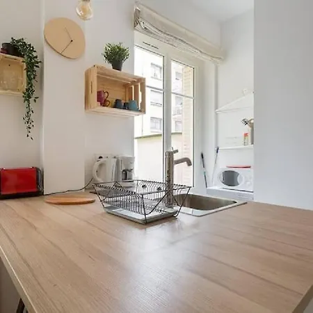 T2 Cosy 6 Metro Foch Apartment Lyon
